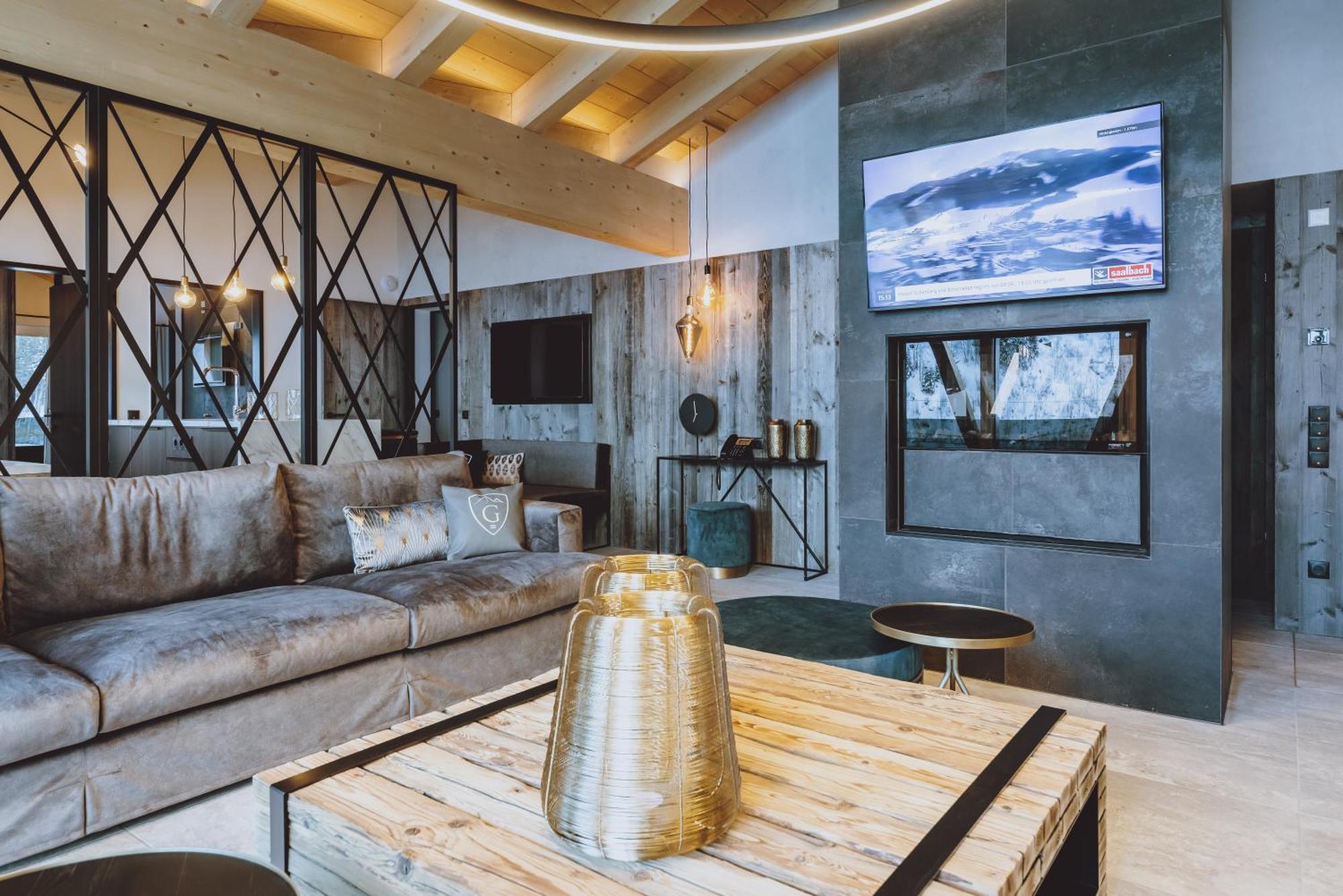 Glemm By Avenida Superior Hotel & Residences Saalbach-Hinterglemm Extérieur photo