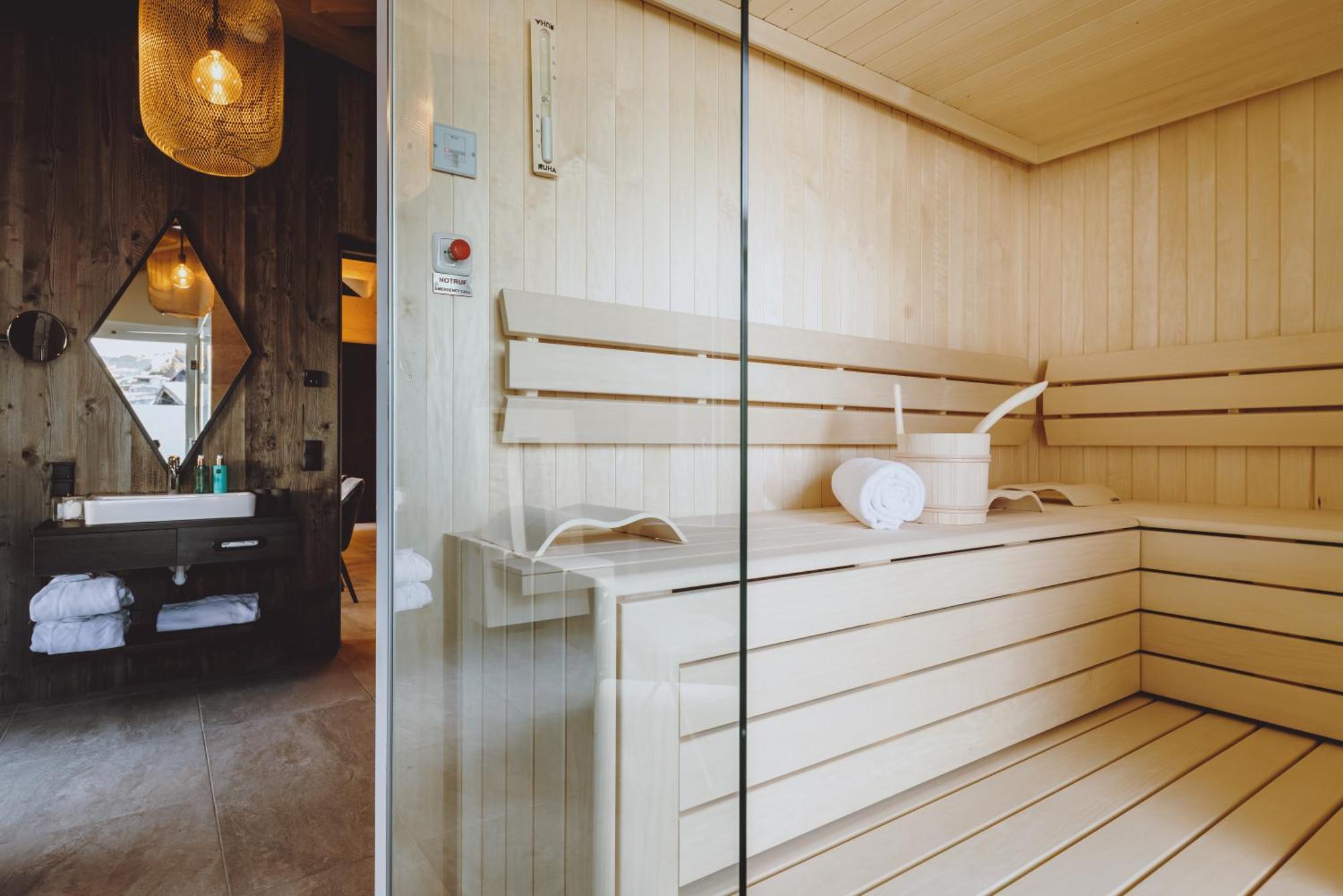 Glemm By Avenida Superior Hotel & Residences Saalbach-Hinterglemm Extérieur photo